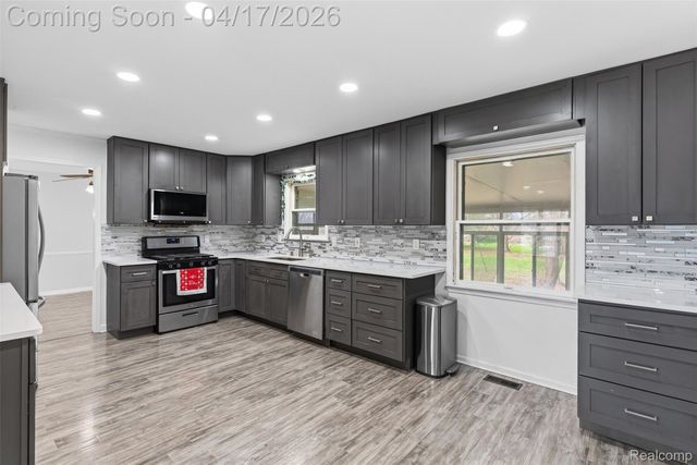 3432 S State Road, Davison Township, MI 48423