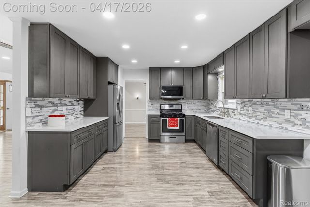 3432 S State Road, Davison Township, MI 48423