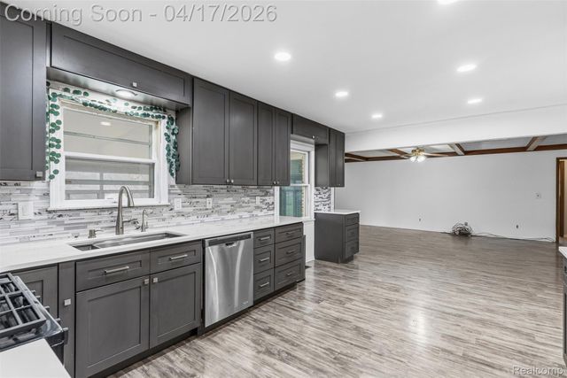 3432 S State Road, Davison Township, MI 48423