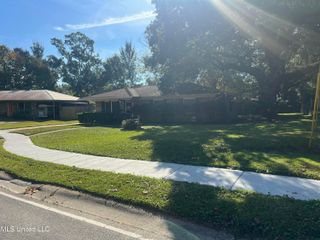 204 Biddix Street, Ocean Springs, MS 39564