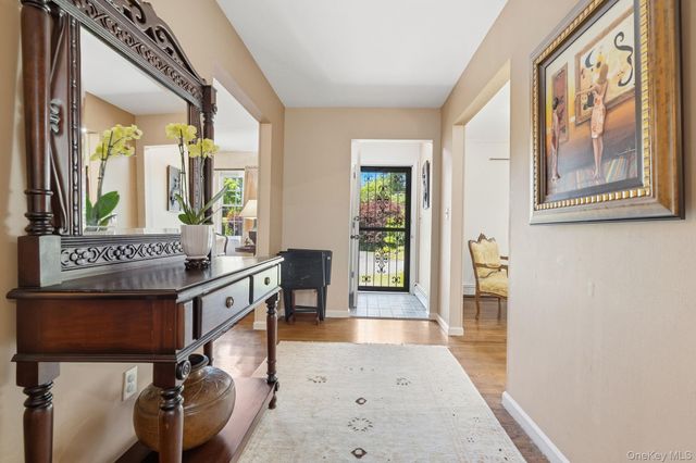 3 Dupont Avenue, White Plains, NY 10605