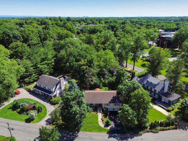 3 Dupont Avenue, White Plains, NY 10605