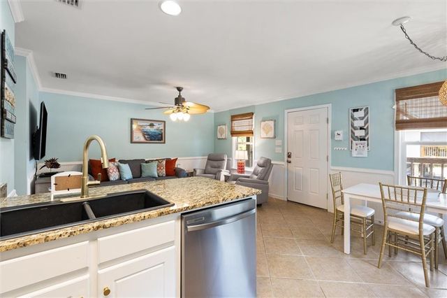 1414 O'hara Lane 4, Dauphin Island, AL 36528