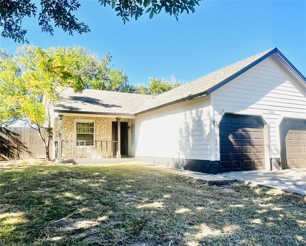 1922 Nicole CIR B, Round Rock, TX 78664