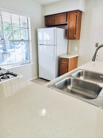 1922 Nicole CIR B, Round Rock, TX 78664