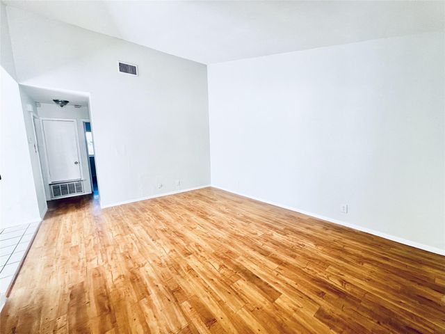 1922 Nicole CIR B, Round Rock, TX 78664