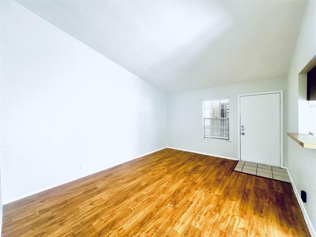 1922 Nicole CIR B, Round Rock, TX 78664