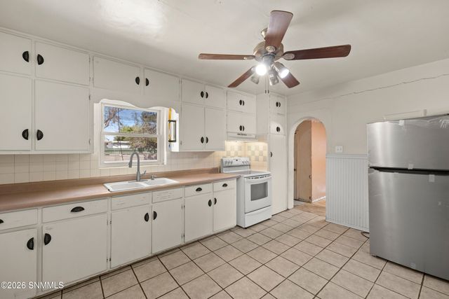 334 Keathley Drive, Las Cruces, NM 88005