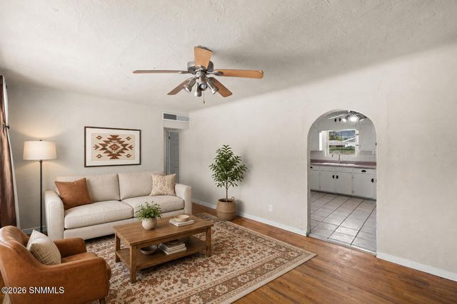 334 Keathley Drive, Las Cruces, NM 88005