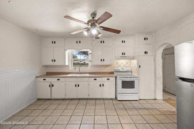 334 Keathley Drive, Las Cruces, NM 88005