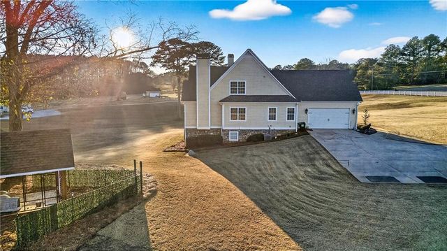 110 Riverbend Drive, Mcdonough, GA 30252