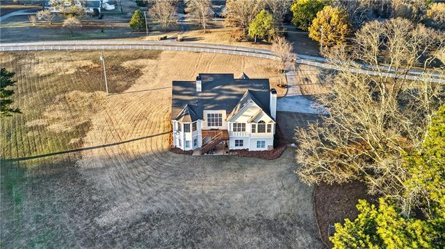 110 Riverbend Drive, Mcdonough, GA 30252