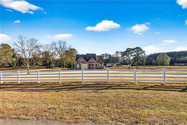 110 Riverbend Drive, Mcdonough, GA 30252