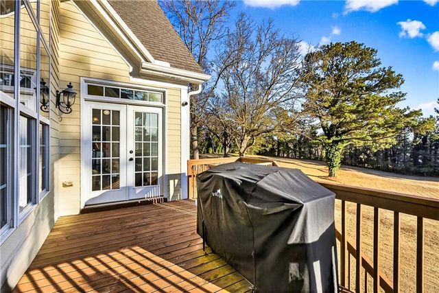 110 Riverbend Drive, Mcdonough, GA 30252