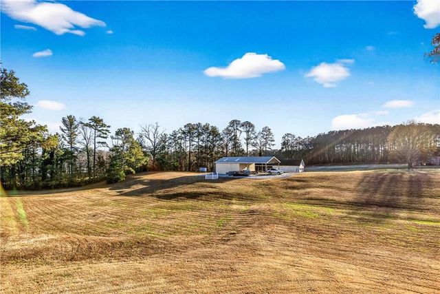 110 Riverbend Drive, Mcdonough, GA 30252