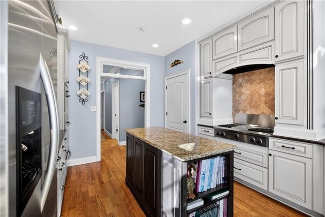 110 Riverbend Drive, Mcdonough, GA 30252