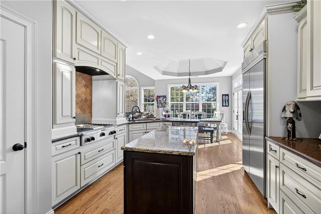 110 Riverbend Drive, Mcdonough, GA 30252