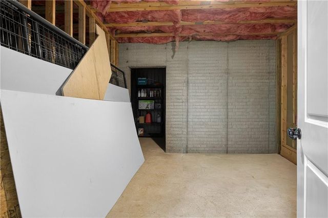 110 Riverbend Drive, Mcdonough, GA 30252