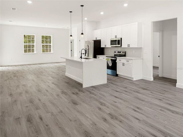 14993 SW 28TH TERRACE ROAD, Ocala, FL 34473