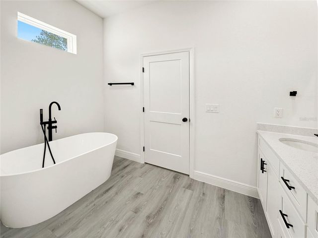 14993 SW 28TH TERRACE ROAD, Ocala, FL 34473