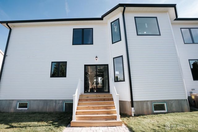 40 Wright Street, Iselin, NJ 08830