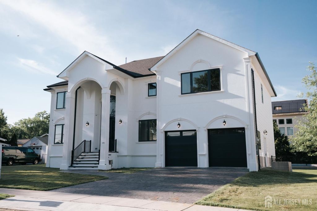 40 Wright Street, Iselin, NJ 08830