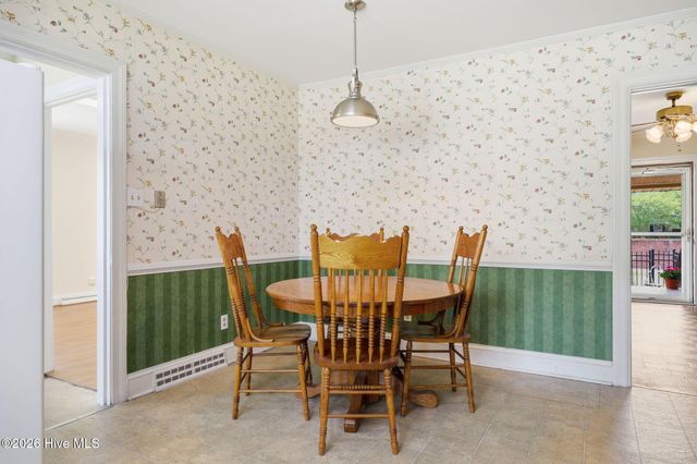 2000 Carey Road, Kinston, NC 28501