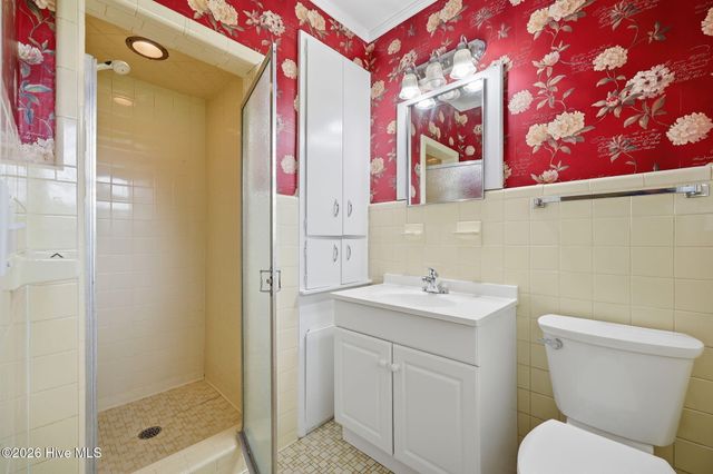 2000 Carey Road, Kinston, NC 28501