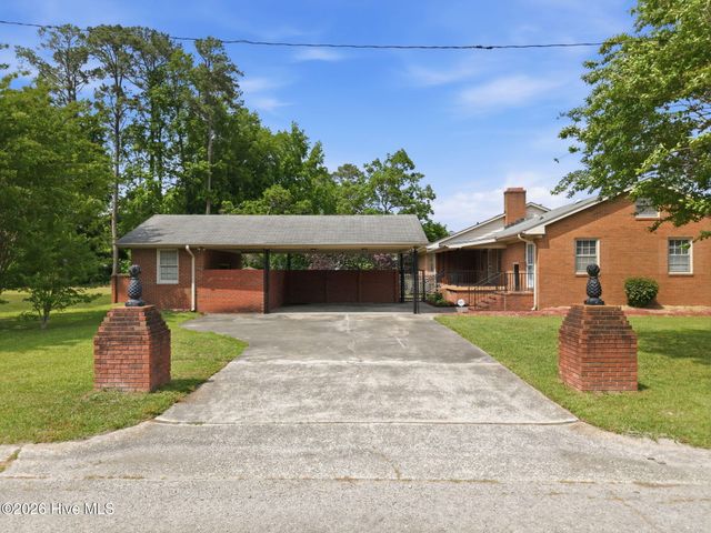 2000 Carey Road, Kinston, NC 28501