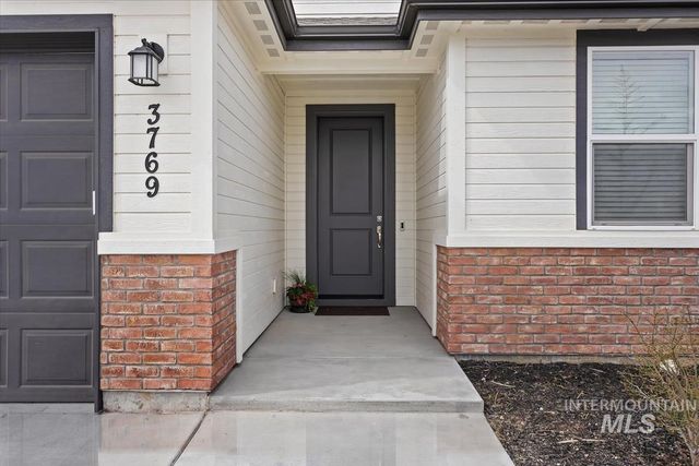 3769 S Angel Falls Way, Nampa, ID 83686