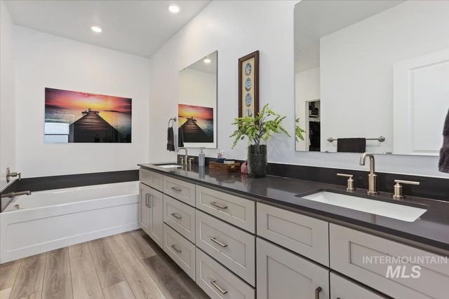 3769 S Angel Falls Way, Nampa, ID 83686