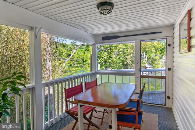 1812 SHORE DR, Annapolis, MD 21401