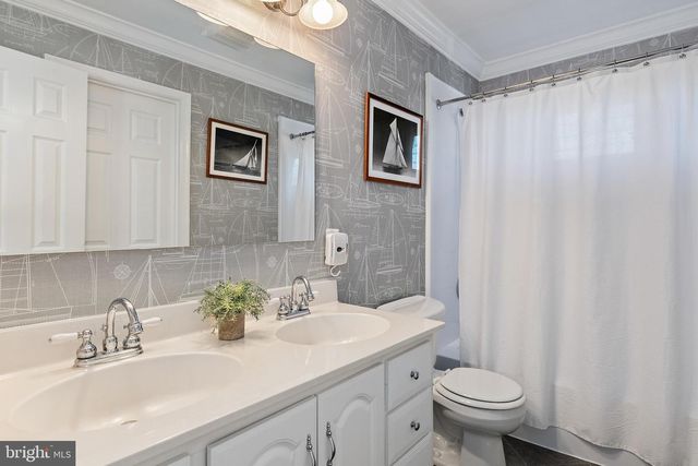 1812 SHORE DR, Annapolis, MD 21401