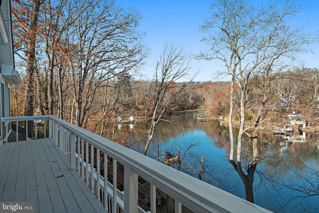 Image 47 of property listing at 1812 SHORE DR, Annapolis, MD 21401