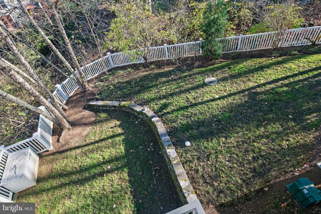 Image 48 of property listing at 1812 SHORE DR, Annapolis, MD 21401