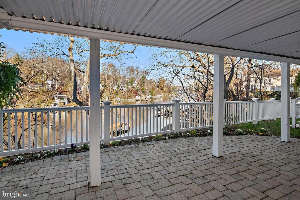 Image 61 of property listing at 1812 SHORE DR, Annapolis, MD 21401