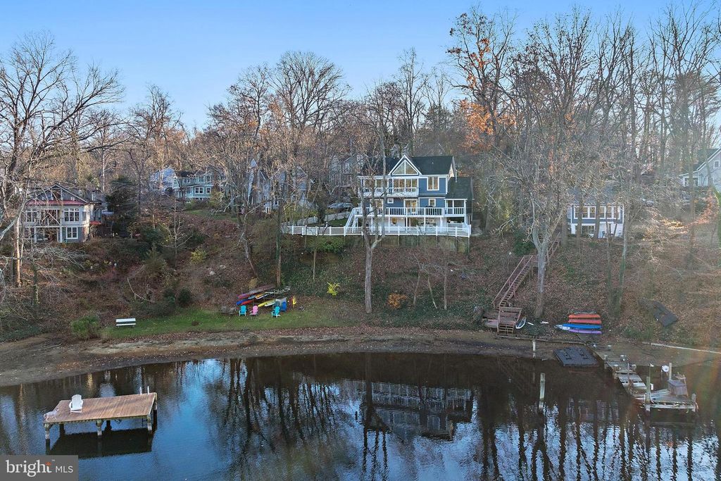 Image 65 of property listing at 1812 SHORE DR, Annapolis, MD 21401