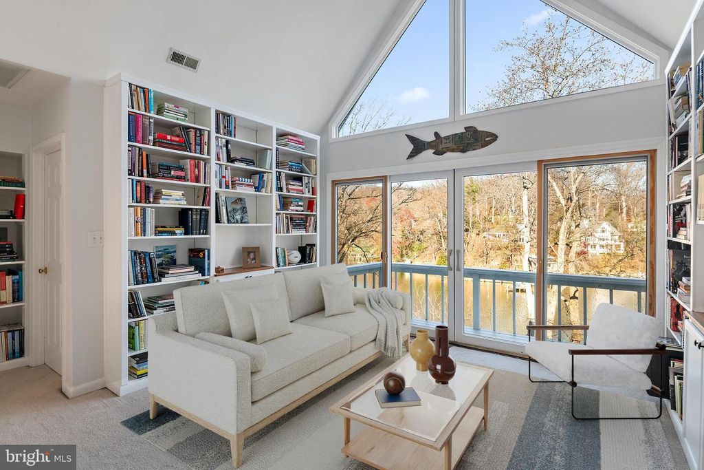 Image 71 of property listing at 1812 SHORE DR, Annapolis, MD 21401