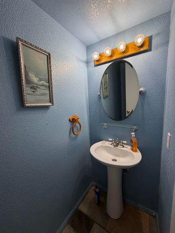 2150 College Pl Apt 2, Grand Junction, CO 81501