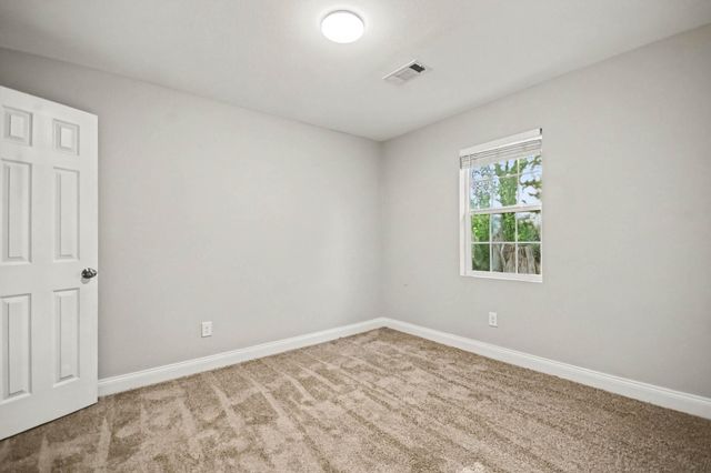 7346 Okinawa Road, Houston, TX 77033