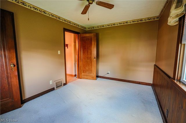 518 Edwards Street, Louisville, OH 44641