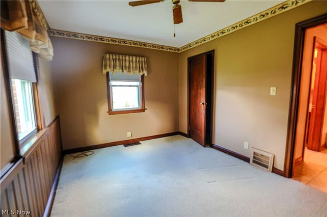 518 Edwards Street, Louisville, OH 44641