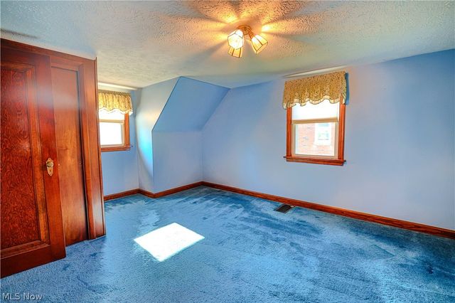 518 Edwards Street, Louisville, OH 44641