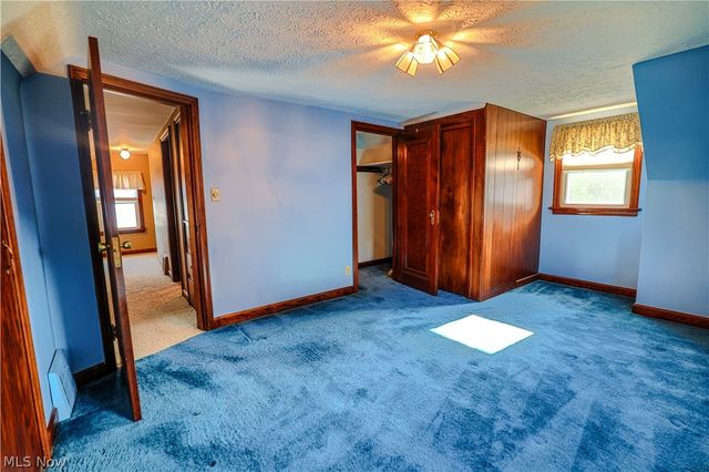 518 Edwards Street, Louisville, OH 44641