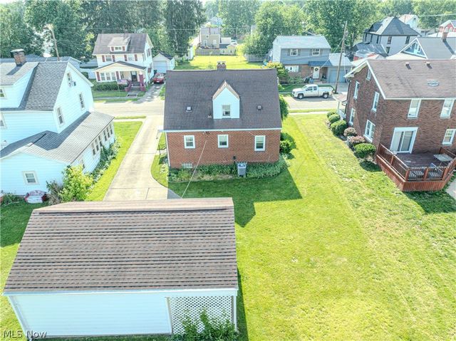 518 Edwards Street, Louisville, OH 44641