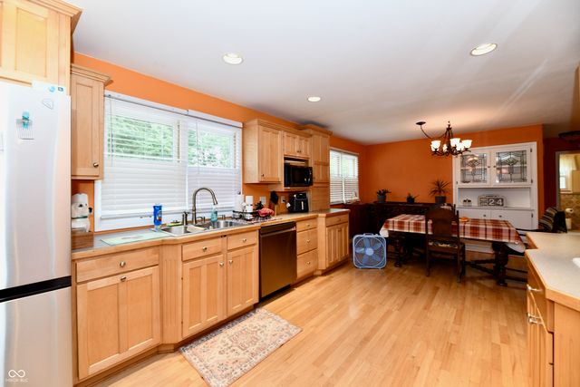 6419 E Southport Road, Indianapolis, IN 46237
