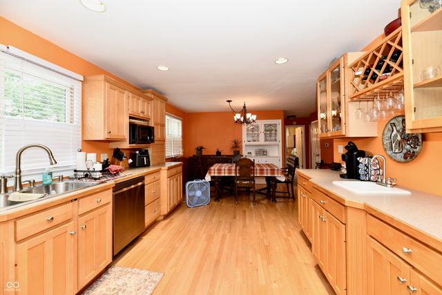 6419 E Southport Road, Indianapolis, IN 46237