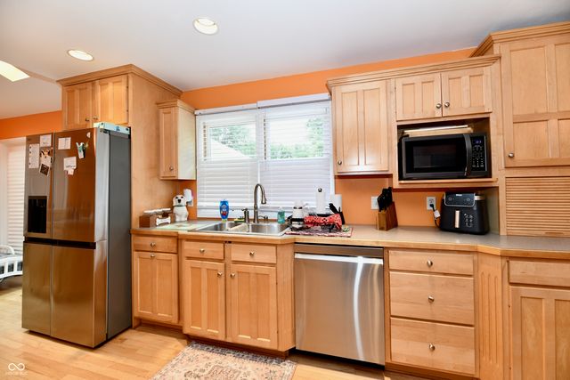 6419 E Southport Road, Indianapolis, IN 46237