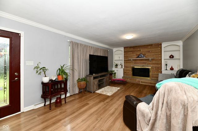 6419 E Southport Road, Indianapolis, IN 46237
