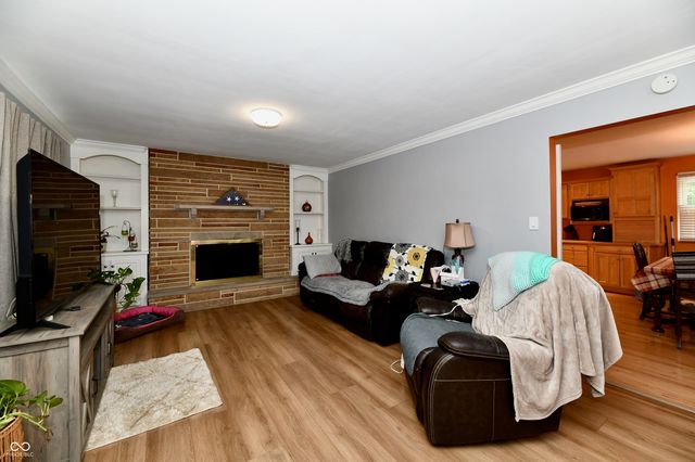 6419 E Southport Road, Indianapolis, IN 46237